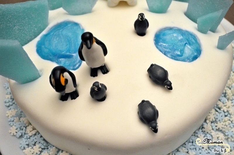 Idée gâteau anniversaire enfant - banquise et pingouins - Glace, neige, gel alimentaire, igloo en pâte à sucre - mslf