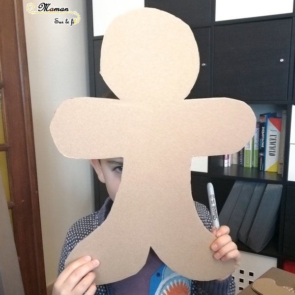 Décorer un petit bonhomme en pain d'épices du conte en carton - feutrine - bouton - activité créative et manuelle enfants - bricolage - DIY - mslf