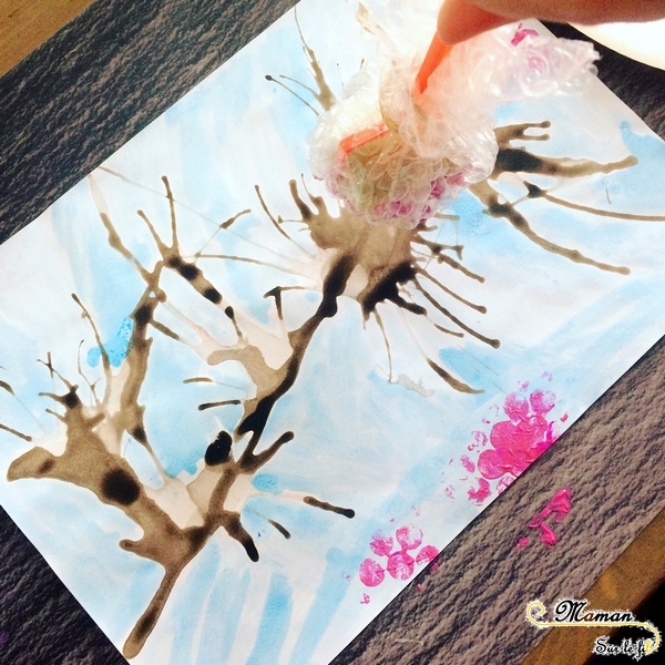 Activité enfants - Peindre une branche de cerisier japonais - Asie - Encre soufflée et peinture au papier bulles - - fleurs roses - Créatif - Arts visuels - mslf