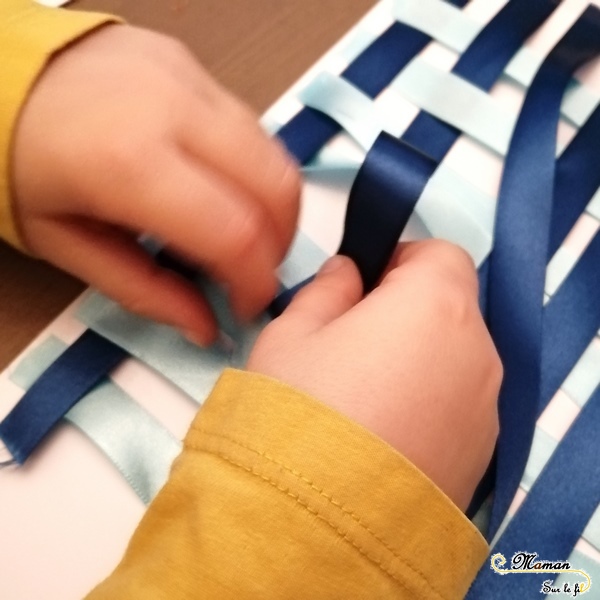 Activité enfants - Epiphanie - Galette des rois en rubans tressés brodés - motricité fine - RV sur le fil - tableau et arts visuels Maternelle - mslf