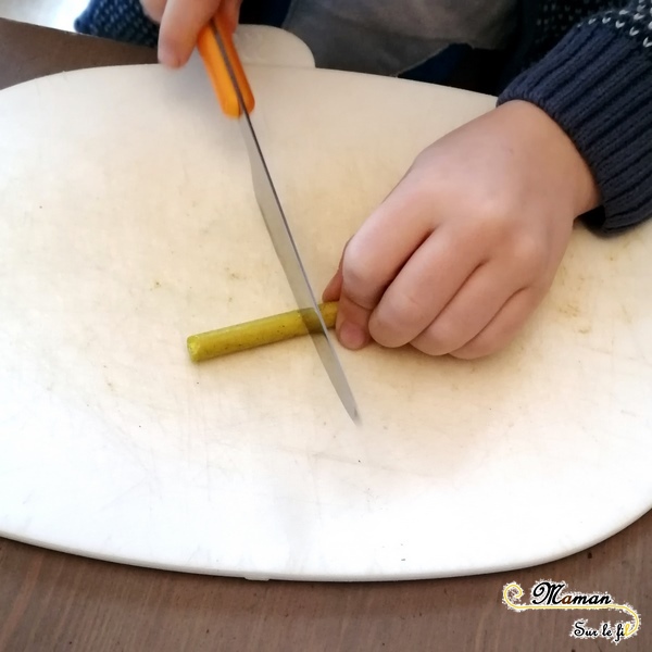 Activité Enfants - Fabriquer des coeurs avec des restes de pastels fondus - Récup - Saint-Valentin - Amour amitié - activité manuelle - maternelle - bricolage DIY - Recyclage - mslf