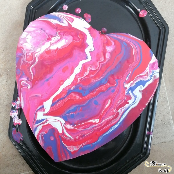 Activité enfants - Test de la technique de pouring - mélange de peinture - tableau coeur à offrir - saint-valentin - amour et amitié - fête grand-mère - diy - mslf