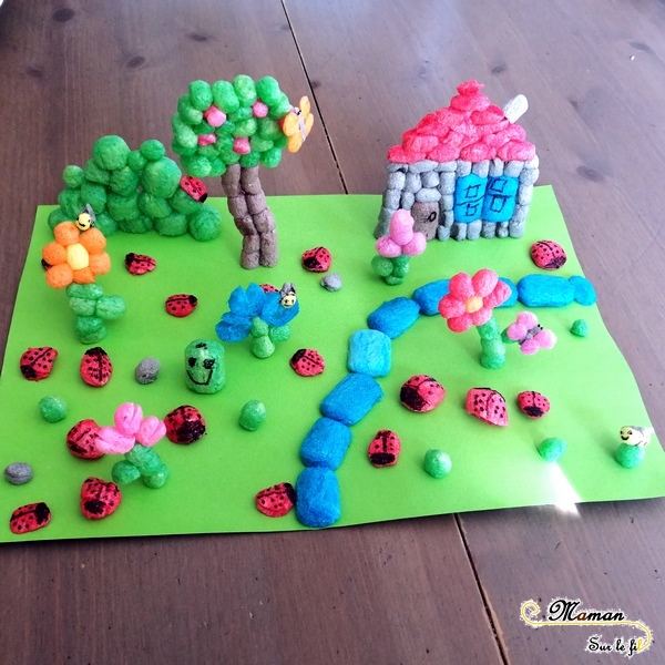 Activité enfants - Créer un paysage printanier en playmais - flocon de mais - jardin des insectes - petites bêtes - Maison, arbre, fleurs, coccinelles, papillons, abeilles - activité créative - mslf
