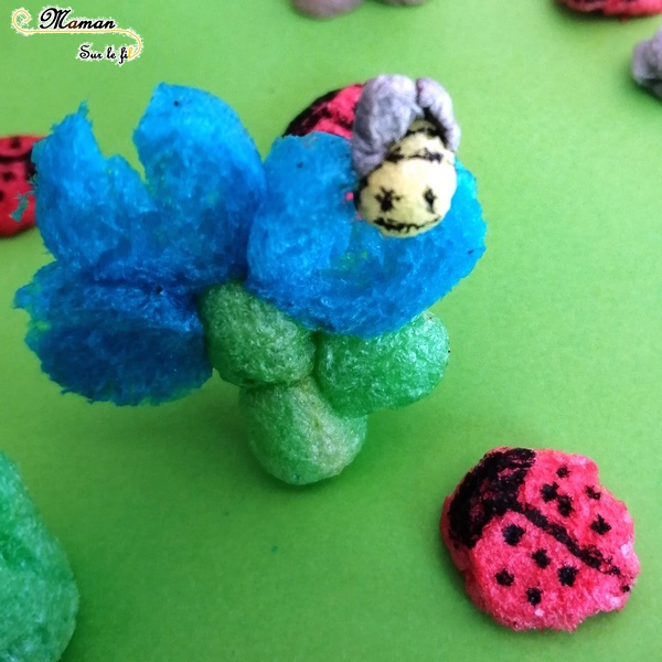 Activité enfants - Créer un paysage printanier en playmais - flocon de mais - jardin des insectes - petites bêtes - Maison, arbre, fleurs, coccinelles, papillons, abeilles - activité créative - mslf