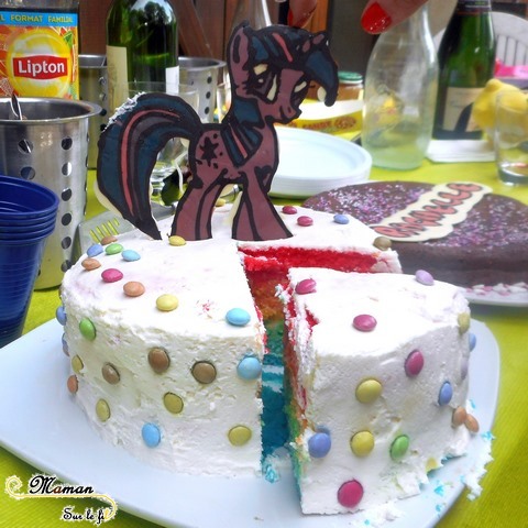 Gâteaux Licorne et Little Pony - idée anniversaire enfants - Chevaux et Mon petit Poney - dessin animé - smarties - pâte à sucre, glaçage - cake design - mslf