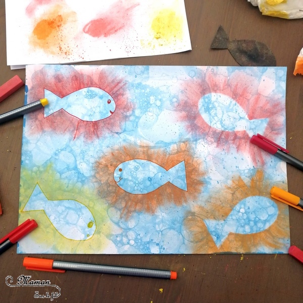 Aquarium, mer en peinture aux bulles - contours de poissons aux pastels - Poissons et été - Fonds marins - arts visuels maternelle - activité enfants - mslf