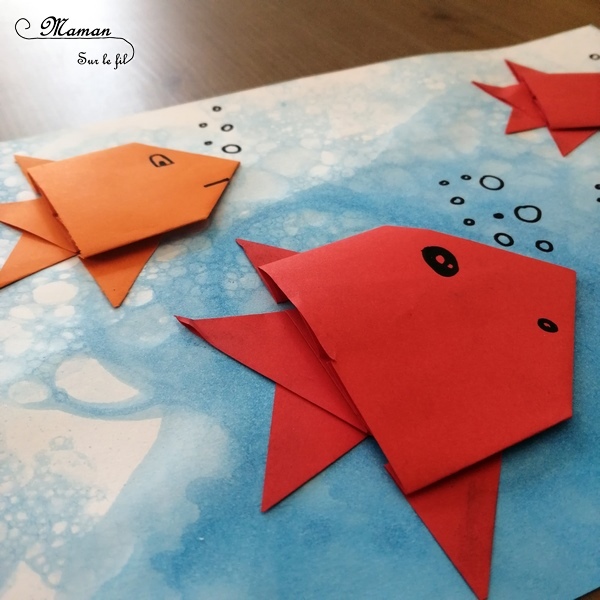 Aquarium, mer en peinture aux bulles - poissons en origami - Pliage papier - Poissons et été - Fonds marins - arts visuels maternelle - activité créative enfants - mslf