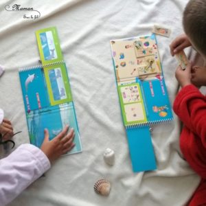 Vacances : nos indispensables pour le trajet en voiture, en voyage - Occuper les enfants - Jeux de société, de logique magnétiques, de cartes - Histoires- livres jeux et sonores - busy bag avec jeux à imprimer - dessin - mslf