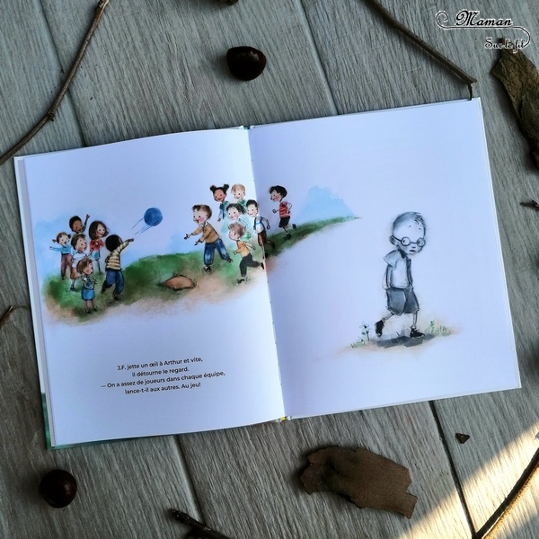 Livres Enfants - Nouveautés Maison éditions D'Eux - La petite bûche : humour et jeux de mots - Le garçon invisible : timidité, émotions, discrétion école - C'est à moi : partage et dispute - test et avis - mslf