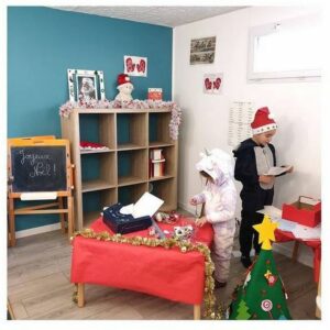 Récap idées activités enfants thème Noël - Jouons les lutins du père noël - cuisine, préparatifs, décorations, suspensions sapins, arts visuels, sapins, récup - RV Sur le fil - mslf