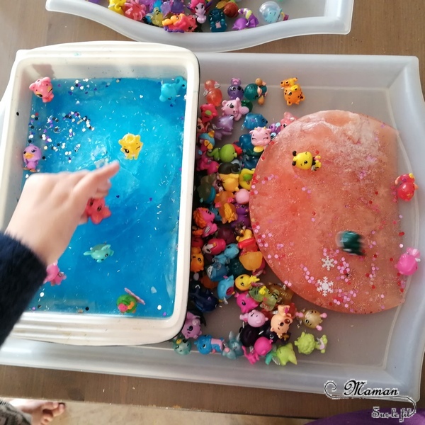 Invitation à jouer : Bac sensoriel Hiver Hatchimals - Glace et glaçons pour créer une patinoire et un toboggan glacé - eau et paillettes - Froid polaire - Activité enfants - mslf