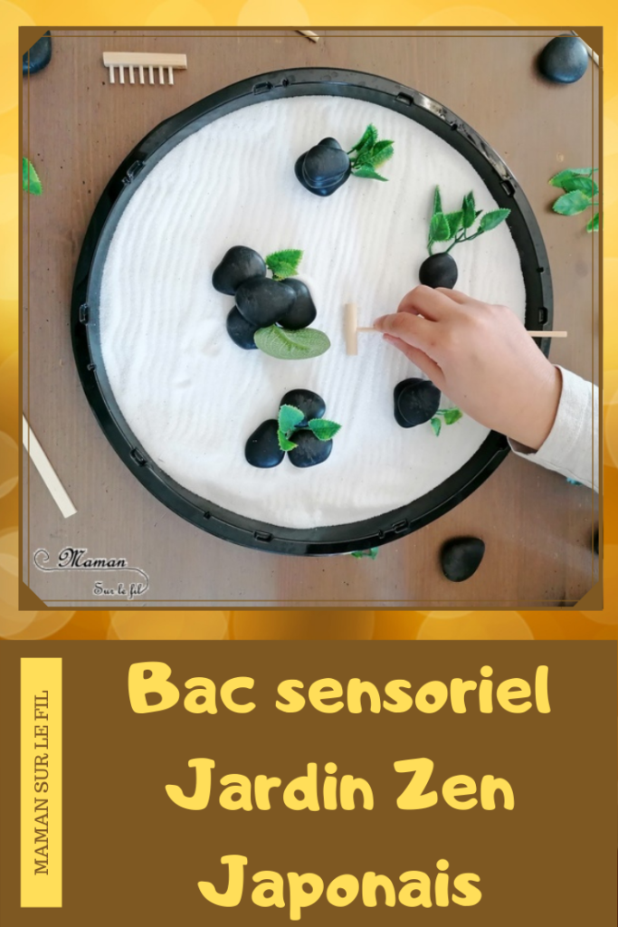 Activité créative et sensorielle enfants - Bac sensoriel et de motricité fine type Jardin zen Japonais - Sable blanc, galets noirs, feuilles vertes, insectes, papillons, fleurs, printemps, mare - Invitation à créer et à jouer - Imagination et relaxation - Créativité - Découverte de l'Asie et du Japon - Découverte d'un pays - Espace et géographie - arts visuels éphémère et atelier maternelle et Cycle 1 et 2 - mslf