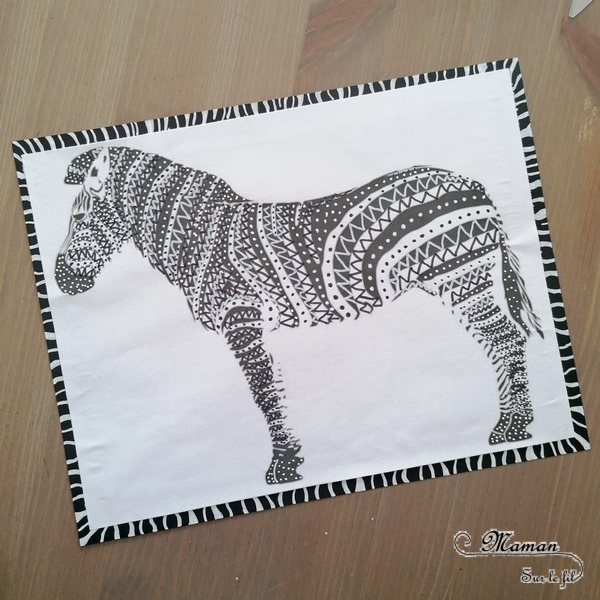 Logo De Base Noir Et Blanc Avec Un Joli Zèbre | Vecteur Premium