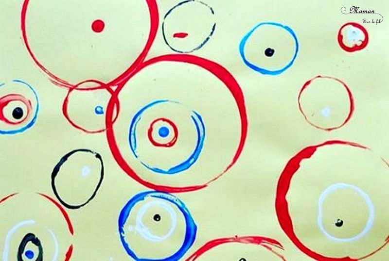 Activité créative et manuelle enfants - Peinture de quelques cercles et ronds à la façon de Vassili Kandinsky - Objets du quotidien comme tampon - géométrie - Formes géométriques, tri par taille - cercles concentriques - A la manière de - Peinture et artiste - Travail sur les couleurs - Découverte d'un artiste Mesure - Pointillisme - Arts visuels maternelle ou cycle 2 - mslf