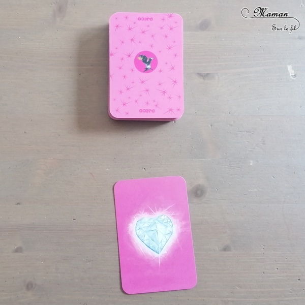 Jeu de société enfants et adultes - Diamoniak - Piratade Djeco - Jeu d'aventure et de stratégie sur les contes, sorcières, châteaux et fées - 5 ans et plus - Jeu de cartes - Parfait à emporter - Jeu de voyage - Test et avis - mslf