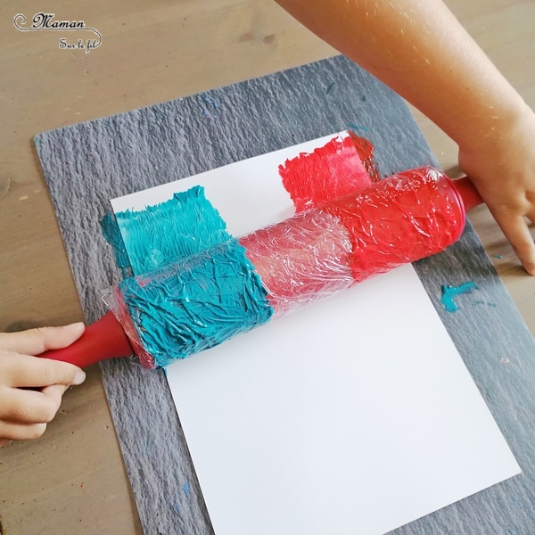 Activité créative et manuelle enfants - Reproduire le drapeau hollandais avec un rouleau à pâtisserie, du cellophane et de la peinture - technique rigolote - Créativité - Europe - Pays-Bas, Hollande, Néerlandais - Découverte d'un pays - Espace et géographie - arts visuels et atelier Cycle 1 ou 2 - Maternelle - mslf