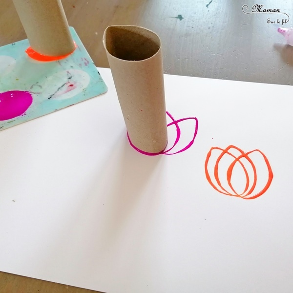 Activité créative et manuelle enfants - Peindre et dessiner des tulipes avec des rouleaux de papier toilette et des crayons de couleur - PQ - Récup, recyclage, peinture et dessin - Champ de tulipes, de fleurs - Parfait pour le printemps - technique rigolote - Paysage - Créativité - Europe - Pays-Bas, Hollande, Néerlandais - Découverte d'un pays - Espace et géographie - arts visuels et atelier Cycle 1 ou 2 - Maternelle - mslf