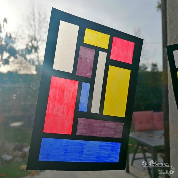 Activité créative et manuelle enfants - Fabriquer un attrape-soleil à la façon de Piet Mondrian - A la manière de - Découpage, coloriage et papier calque - Géométrie - Perpendiculaires et parallèles - Travail sur les couleurs primaires - Découverte d'un artiste - Arts visuels maternelle ou cycle 2 - découverte des pays-bas, de la hollande - tour du monde créatif - géographie - mslf