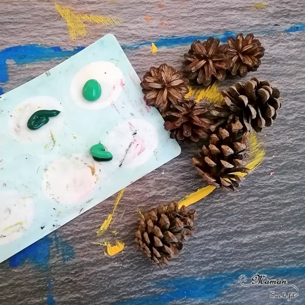 Activité manuelle et créative enfants - Fabriquer des bocaux de Noël ou d'hiver en récup' - Décoration table d'hiver ou de Noël - Fausse neige, sapins enneigés avec pommes de pin, figurines Faon, ours, bonhomme de neige - Animaux de la forêt - Peinture, dessin et nature - Sapins - Décoration fait maison - recyclage - Bricolage et Créativité - arts visuels Cycle 2 ou 3 - Cadeau - Elémentaire ou maternelle avec aide - mslf