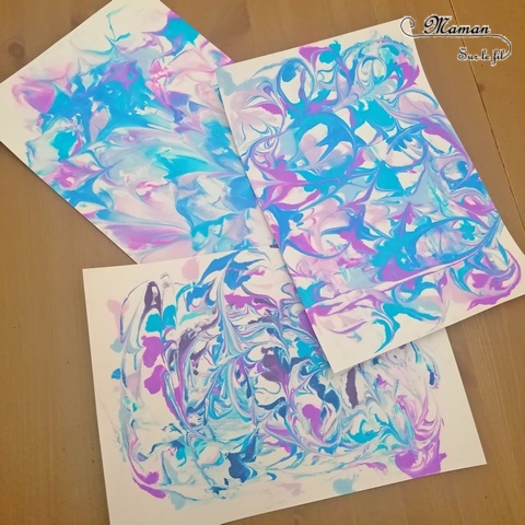 Activité manuelle et créative enfants - Ours blancs polaires avec des pages de livres et dessin - Découpage et collage - Effet de relief - Fond marbré hivernal avec technique de la mousse à raser et de l'encre - Bleu et violet - Technique pour fond Hiver - Récup - recyclage de livres abimés - Bricolage et Créativité - Banquise, animaux du froid - arts visuels Elémentaire, maternelle, Cycle 1, 2 - mslf