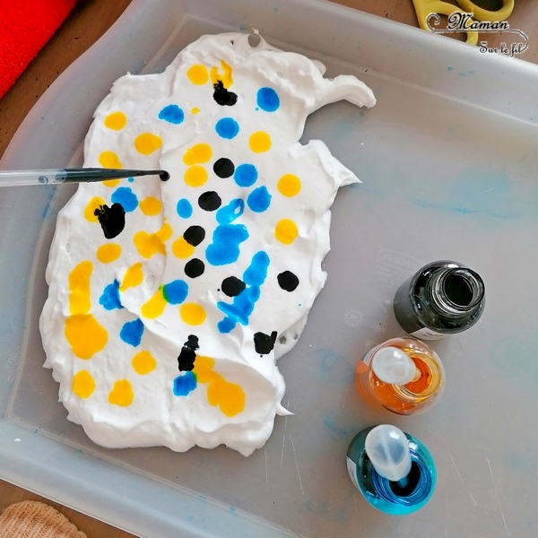 Activité manuelle et créative enfants - Fabriquer des masques marbrés pour le carnaval ou mardi-gras - Technique Mousse à raser et encre pour de jolies marbrures - Brésil et Carnaval de Rio - Bricolage DIY et Créativité - Masques fait maison pour la maternelle - arts visuels Elémentaire, Cycle 1 ou 2 - Découverte d'un pays, géographie - Amérique du Sud - mslf