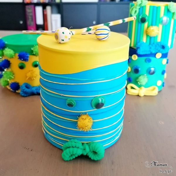 Activité manuelle et créative enfants - Fabriquer une famille de tambours aux couleurs du Brésil - Récup' et recyclage - Pour le carnaval ou mardi-gras - Jeu et bricolage DIY ou activité pour un anniversaire - Fait Maison - Utilisation de boîtes de conserve, de ballons, de pompons, de boutons, de pailles, d'élastiques - C'est la fête - Brésil et Carnaval de Rio - Bricolage DIY et Créativité - arts visuels Elémentaire ou Maternelle, Cycle 1 ou 2 - Découverte d'un pays, géographie - Amérique du Sud - mslf