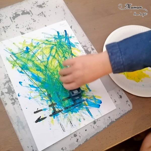 Abécédaire créatif - V comme Vase, Vache et Voiture - activité manuelle et créative enfants - Découpage et collage de papier pour faire de jolies fleurs colorées dans un vase (volume et printemps) - Utiliser les chutes de papier pour créer tâches de la vache - Peinture ludique avec une petite voiture - apprentissage lettres alphabet - maternelle - Alphabets lettres creuses gratuit - créative - Projet Maternelle Cycle 1 - mslf