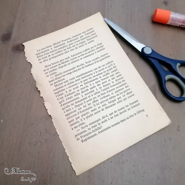 Activité manuelle et créative enfants - Fabriquer une couronne de printemps avec un vieux livre jauni - Décoration de porte - Saisons - Pages découpées, roulées, collées - Motricité fine - Vert rose et violet - Récup et surcyclage - recyclage de livres abimés - Bricolage et Créativité - arts visuels Elémentaire, maternelle, Cycle 1, 2 - Nature Fleurs Feuilles et insectes - mslf