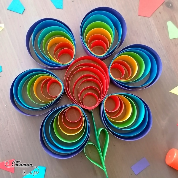 Activité manuelle et créative enfants - Fabriquer une fleur Arc-en-ciel avec des ronds de papier - Cercles et couleurs - Découpage et Collage - Initiation au quilling- Saisons - Printemps et Fleurs - Récup' - Utilisation des chutes de papier - Récup et surcyclage - Bricolage et Créativité - arts visuels Elémentaire, maternelle, Cycle 1, 2 - Nature - mslf