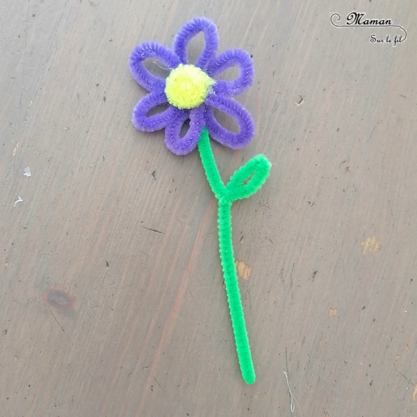 Activité manuelle et créative enfants - Fabriquer des mini jardinières de fleurs en récup - Petits paniers en carton - Recyclage - Peinture - Fleurs en fils chenille et pompons - Laine et découpage - Printemps - Décoration DIY et Fait Maison - Créativité - arts visuels Elémentaire, maternelle, Cycle 1, 2 - Nature - mslf