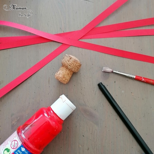 Activité créative et manuelle enfants - Pieuvre rouge en récup' - Fabriquer un poulpe avec un bouchon en liège et des bandes de papier - Peinture - Motricité fine pour papier enroulé - Graphisme pour cercles des tentacules - Bricolage rapide et facile - Yeux mobiles - Thèmes animaux marins, plage et été - Surcyclage et Créativité - arts visuels et atelier maternelle et Cycle 1 et 2 - mslf