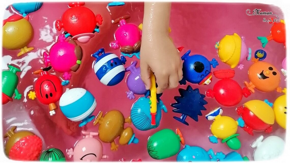 Activité pédagogique et ludique enfants - bain sensoriel sur le thème des Monsieur Madame - Boule de bain et jeu DIY - Qui est-ce Monsieur madame pour travailler vocabulaire et langage oral - Question - Formes et couleurs - Logique - Jeu, imagination, invitation à jouer -- motricité fine avec épuisette - mslf