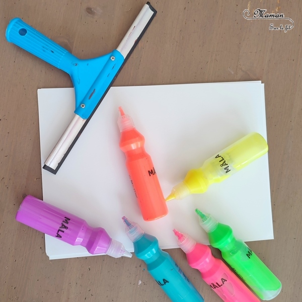 Activité créative et manuelle enfants - Crayons de couleur en peinture à la raclette - Points de peinture fluo étalés à la raclette à vitre, avec une règle ou même un bout de carton - Lettres en bois et graphisme noir pour souhaiter une bonne rentrée scolaire - Dessin - Ecole - Créativité - arts visuels et atelier maternelle et élémentaire - Cycle 1 ou 2 - mslf