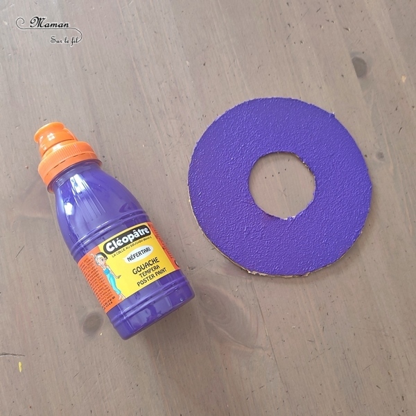 Jeu DIY en récup' - Jeu du donuts Thème école, rentrée et crayons de couleurs - Activité créative et manuelle enfants - Recyclage de carton, peinture et dessin - Jeu d'adresse et de motricité fine - Lettres et Chiffres - Jeu fait maison pédagogique et éducatif - Créativité - arts visuels et atelier maternelle - Cycle 1 et 2 - Atelier autonome - mslf