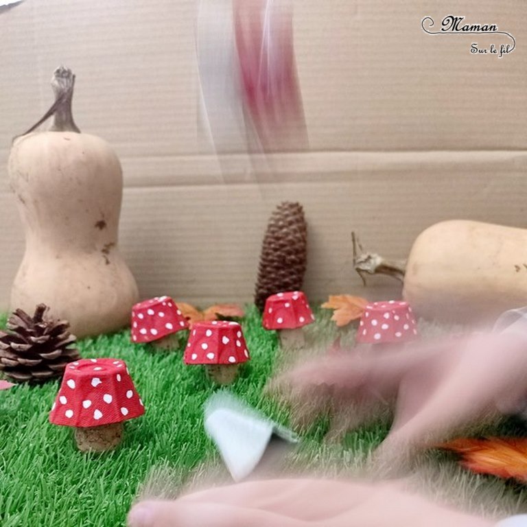 Activité créative et manuelle enfants - Champignons fabriqués avec une boite à oeufs - Champignon sautant rigolo - Peinture, graphisme, points, élastiques - qui saute - Forêt, végétaux, automne - Bricolage facile et ludique - Récup' et recyclage - Inspiration DIY Décoration - Alimentation - Créativité - arts visuels et atelier maternelle et élémentaire - Cycle 1 ou 2 - mslf