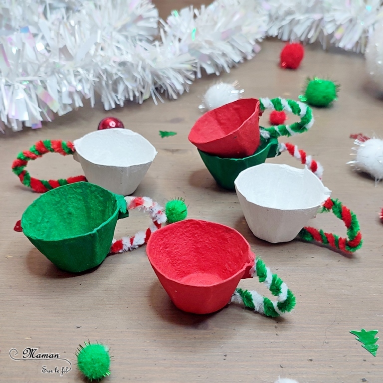 Activité créative et manuelle enfants - Fabriquer un service de thé des lutins de Noël - Peinture, bricolage et Récup' - Boite à oeufs et fils chenille - Tasses à café - Couleurs de Noël - Jeu DIY - Fait Maison - Dinette - Possible en décoration - Recyclage - Inspiration DIY - Créativité - arts visuels et atelier maternelle et élémentaire - Cycle 1 ou 2 - Hiver et Noël - mslf