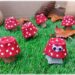 Activité créative et manuelle enfants - Champignons fabriqués avec une boite à oeufs - Champignon sautant rigolo - Peinture, graphisme, points, élastiques - qui saute - Forêt, végétaux, automne - Bricolage facile et ludique - Récup' et recyclage - Inspiration DIY Décoration - Alimentation - Créativité - arts visuels et atelier maternelle et élémentaire - Cycle 1 ou 2 - mslf