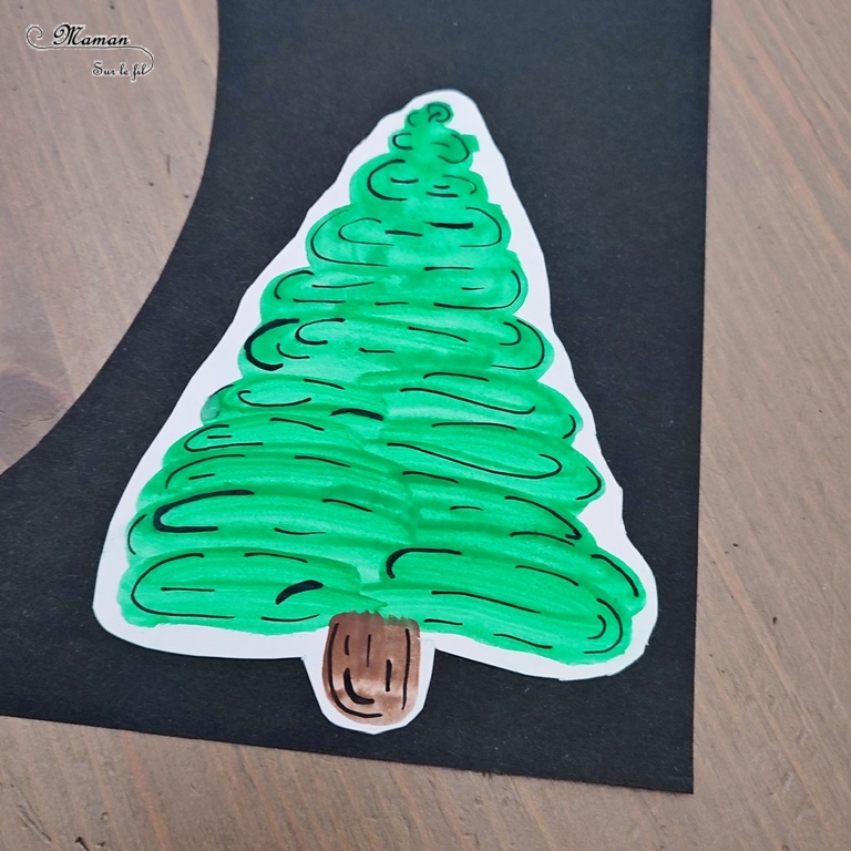 Activité créative et manuelle enfants - Fabriquer des cartes de voeux Sapins en peinture type aquarelle et traits noirs - Dessin des contours, mise en relief - Graphisme - Découpage, collage - Joyeux noël - fêtes de fin d'année, hiver - Noir et blanc - Inspiration DIY pour carte de voeux ou de fin d'année - Végétaux et arbres - Noël et Hiver - Bricolage facile - Décoration - Créativité - arts visuels et atelier maternelle et élémentaire - Cycle 1 ou 2 - mslf