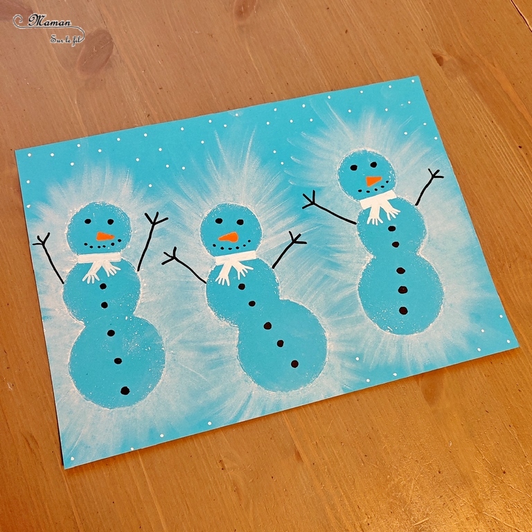 Activité créative et manuelle enfants -Créer des bonhommes de neige au pastel étalé au doigt - Forme créée avec plusieurs cercles de papier utilisés comme pochoir - Sensoriel - Effet lumineux - Dessin et graphisme - Hiver, banquise, froid, neige - Arts visuels Maternelle et élémentaire - Créativité - Cycle 1 ou 2 - mslf