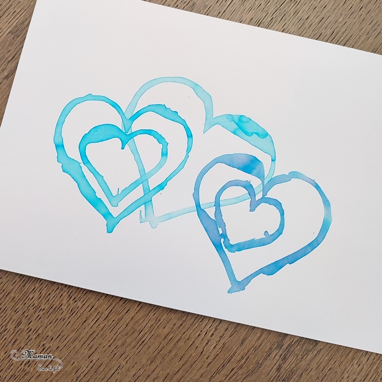 Activité créative et manuelle enfants -Des coeurs hivernaux avec technique Encre et Eau - Cœurs comme pochoirs - Rendu aquarelle - Graphismes et zen art pour habiller le tout - art thérapie - couleurs Hiver et Saint-valentin - Dessin et graphisme - Thème Hiver, banquise, Saint valentin, amour - Arts visuels Maternelle et élémentaire - Créativité - Cycle 1 ou 2 - mslf