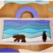 Activité créative et manuelle enfants - Banquise en dégradé de bleu, en relief et en récup' - Découpage, collage de papier bleus - Animaux du froid : ours polaire et manchot / pingouin en noir - Récup d'une boite en carton - La banquise en valise - Travail autour des couleurs et leurs nuances - Froid et hiver - 3D grâce aux carrés mousses adhésifs double face - Arts visuels Maternelle et élémentaire - Créativité - Cycle 1 ou 2 - mslf