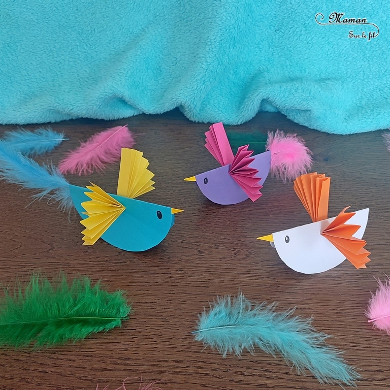 Activité créative et manuelle enfants - Oiseaux Culbuto en papier - qui se balancent, qui dansent - Découpage, collage, pliage en accordéon - Plumes et couleurs - Bricolage pour le printemps - Arts visuels Maternelle et élémentaire - Créativité - Cycle 1 ou 2 - mslf