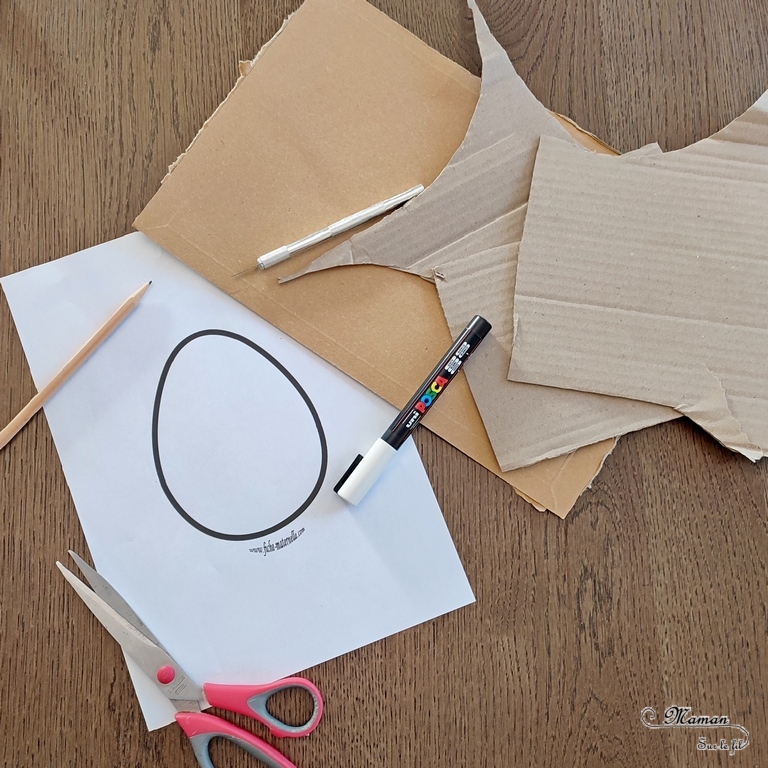 Activité créative et manuelle enfants - Fabriquer des oeufs de Pâques en carton déchiré ou fin - Récup, recyclage, surcyclage - Découpage, déchirage, dessin, graphisme - A accrocher dans un arbre de Pâques ou en décoration - Bricolage facile et rapide pour Pâques, le printemps ou un thème sur les oiseaux - Arts visuels Maternelle et élémentaire - Créativité - Cycle 1 ou 2 - tutoriel photos - mslf