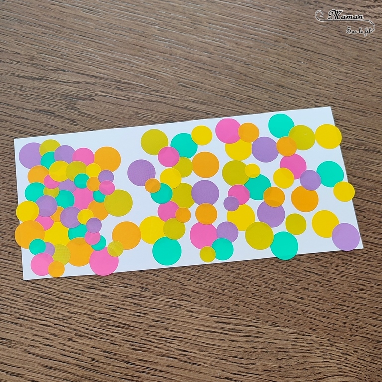 Activité créative et manuelle enfants - Fabriquer un panier et des oeufs de Pâques avec une assiette en carton et des gommettes couleurs Pastels - découpage collage - Bricolage facile et rapide pour les plus petits - Récup, recyclage, surcyclage - Printemps, Pâques et thème animaux - Arts visuels préscolaire Maternelle et élémentaire - Créativité - Cycle 1 ou 2 - mslf