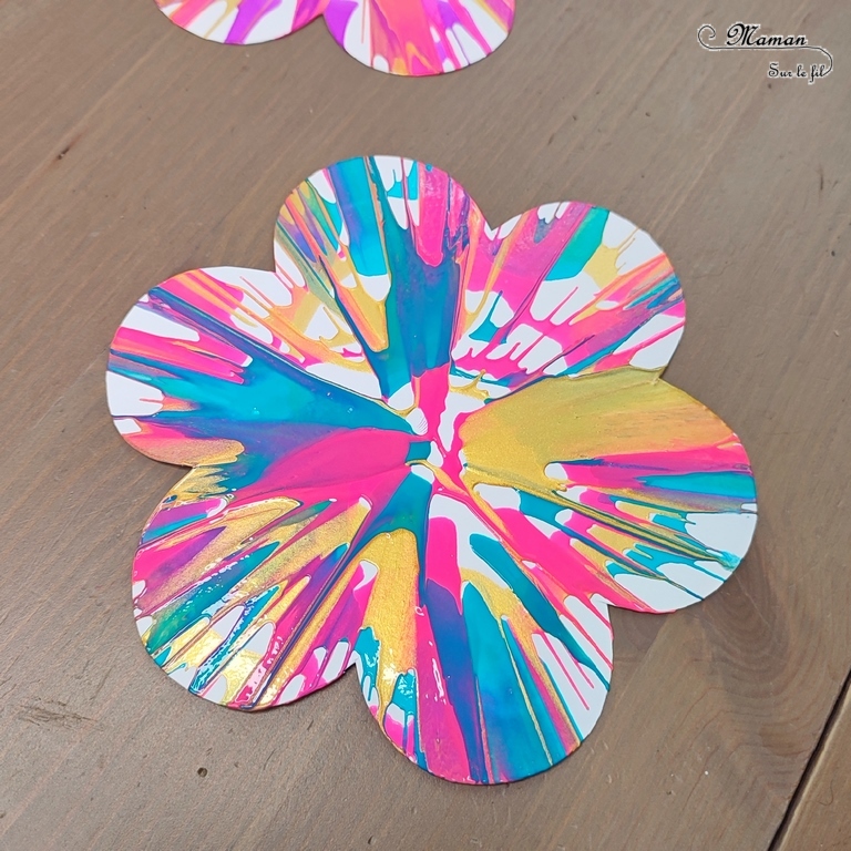 Créer un bouquet de fleurs en peinture à l'essoreuse à salade : une activité créative et manuelle enfants - Technique rigolote de peinture et récup' - Découpage, recyclage de bouchons - Bricolage à offrir pour les fêtes - Décoration - Bricolage facile et original pour le printemps ou un thème sur les fleurs - Arts visuels Maternelle et élémentaire - Créativité - Cycle 1 ou 2 - Tutoriel Photos - mslf