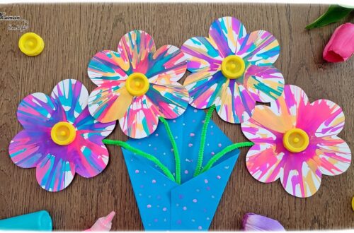 Créer un bouquet de fleurs en peinture à l'essoreuse à salade : une activité créative et manuelle enfants - Technique rigolote de peinture et récup' - Découpage, recyclage de bouchons - Bricolage à offrir pour les fêtes - Décoration - Bricolage facile et original pour le printemps ou un thème sur les fleurs - Arts visuels Maternelle et élémentaire - Créativité - Cycle 1 ou 2 - Tutoriel Photos - mslf