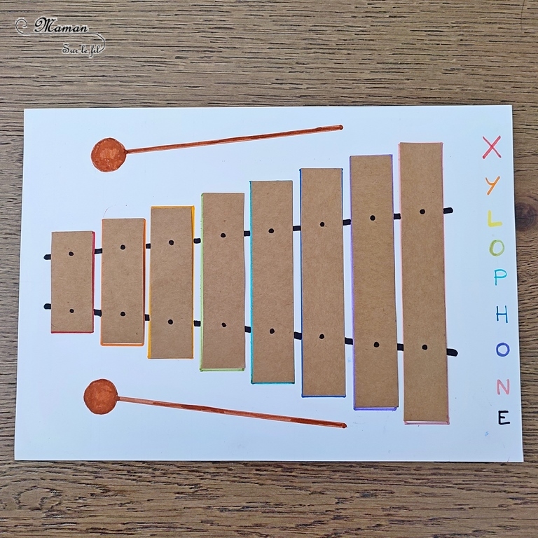 Activité créative, manuelle et pédagogique enfants - Puzzle Xylophone à reconstituer - Plusieurs niveaux : association couleurs et / ou rangement par taille - Récup, recyclage, surcyclage de chutes de papier - Découpage, jeu DIY - Logique - Bricolage facile et rapide pour un thème sur la fête de la musique - Arts visuels et atelier Maternelle et élémentaire - Créativité - Fichier PDF gratuit à télécharger et imprimer - Cycle 1 ou 2 - tutoriel photos et vidéos - mslf