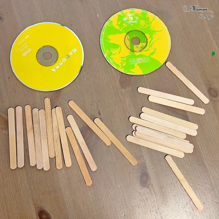 Activité créative, manuelle et récup' enfants - Fabriquer un soleil avec un CD et des bâtonnets de glace en bois - Bricolage, Peinture, Graphismes, Dessin, Points, Collage - Recyclage, Surcyclage - Bricolage facile et rapide pour un thème sur la météo, le ciel ou l'été - Arts visuels et atelier Maternelle et élémentaire - Créativité - Cycle 1 ou 2 - tutoriel photos - mslf