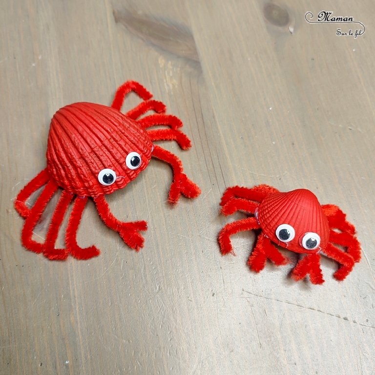 Activité créative et manuelle enfants - Fabriquer des crabes avec des coquillages - Bricolage en Récup' Nature - Land art - Peinture, yeux mobiles et fils chenille - Décoration pour utiliser les trésors des vacances ramassés sur la plage - Recyclage, surcyclage - Atelier nature - Bricolage facile et rapide pour un thème sur les animaux marins et de la plage - Arts visuels et atelier Maternelle et élémentaire - Créativité - Cycle 1 ou 2 - tutoriel photos - mslf