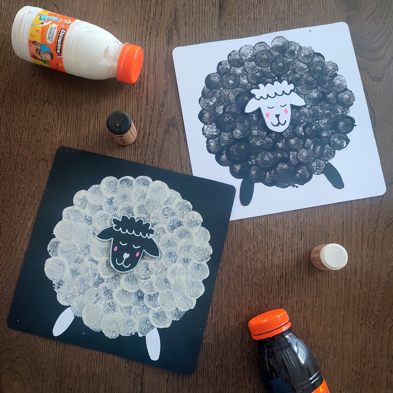 Activité créative et manuelle enfants - Peindre des moutons avec un bouchon en liège - Peinture, récup', découpage, collage - Recyclage, surcyclage - Bricolage facile et rapide pour un thème sur les animaux de la ferme ou Pâques - Arts visuels et atelier Maternelle et élémentaire - Créativité - Cycle 1 ou 2 - tutoriel photos - mslf